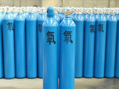 不锈钢氧气瓶和大油桶处理、东西在青浦!