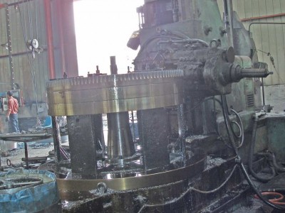 转让二手5米滚齿机武重Y31500型模数40