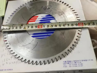 几十箱锯片处理图1