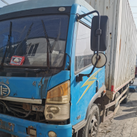 报废车，六米八，解放集装箱出售