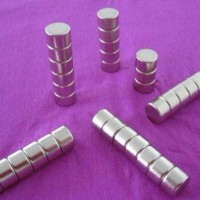 观澜强力磁铁回收多少钱一吨？高价回收强力磁铁