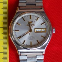 上海旧手表回收价值多少_上海二手手表收购商店