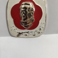 大量收藏的珍品毛主席像章处理