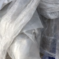 大量塑料袋薄膜及废纸处理