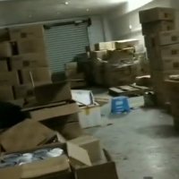 三百多箱库存糖水处理