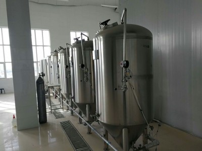 转让二手啤酒生产设备图1