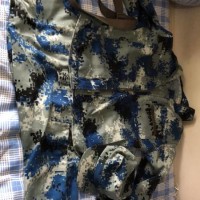 2000多件军训服装处理