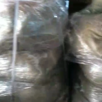 一个月10几吨缠绕膜处理