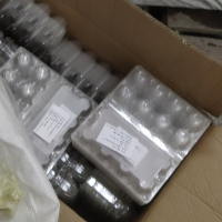 大量鸡蛋塑料包装盒处理