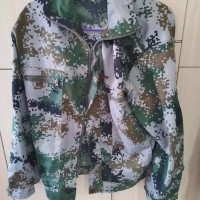 2000套军训服装处理