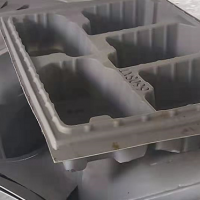 工厂两吨废旧塑料处理