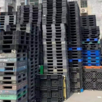 大量塑料卡板处理
