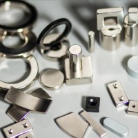 东莞专业回收旧磁铁 寮步强力磁铁回收磁选机