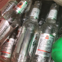 16吨左右啤酒瓶处理（六万个左右）