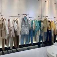 广东汕尾高价收购时尚女装 外贸服装 日韩服装