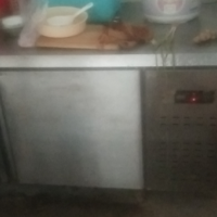 不锈钢操作台冰柜处理