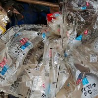5吨左右塑料标签，等废品处理