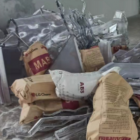 工厂一吨多ABS及PETG边角料处理