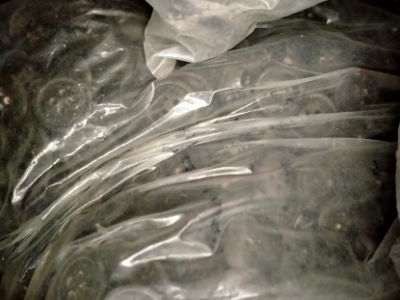 一吨多纽扣处理