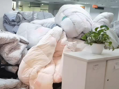 200多床库存被子处理
