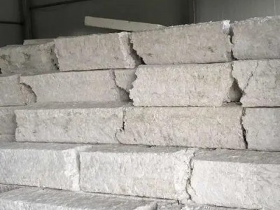 厂里的6吨泡沫冷压块处理