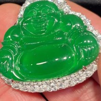 廊坊翡翠收购公司高价回收翡翠手镯回收及翡翠吊坠