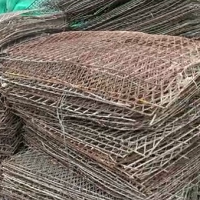工地十几吨钢网片及大量安全网处理