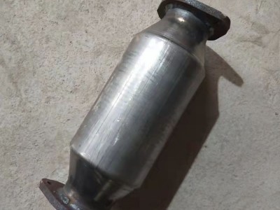 30多个三元催化器处理
