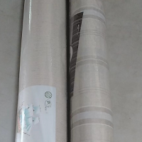 3吨左右库存墙壁纸处理