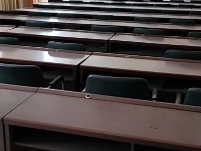 公司破产一批办公电脑桌椅等设备物资处理图2