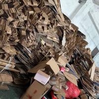 厂里大量废纸处理