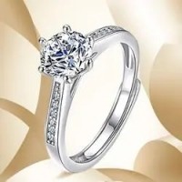 成都周大生钻戒、钻石吊坠、耳钉、项链、手链、黄金铂金典当回收