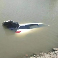 太仓泡水车收购 报废越野车回收站价格合理