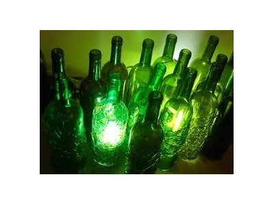 酒吧几吨啤酒瓶处理