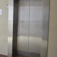 两部乘客电梯转让处理