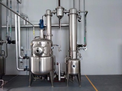 全新未用1.5吨浓缩蒸发器转让图2