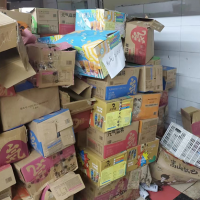 一库房过期啤酒饮料、薯片、小零食处理