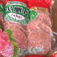 七八吨临期及过期香肠处理