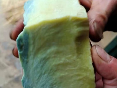 黄龙玉石头处理图3