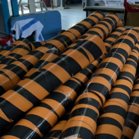 厂里每个月十吨左右废纸及30吨左右废铁处理