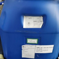 200多个塑料桶处理