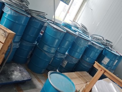 长期有纸板和废桶处理图2