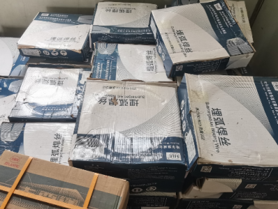 100多箱焊条及焊剂处理