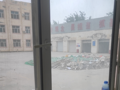 200多套塑钢门窗处理