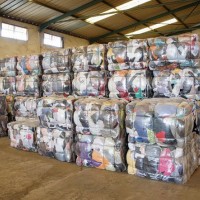 上海宝山旧衣服回收公司高价上门回收各类旧衣服