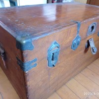 樟木箱回收多少钱一个  老皮箱值多少钱