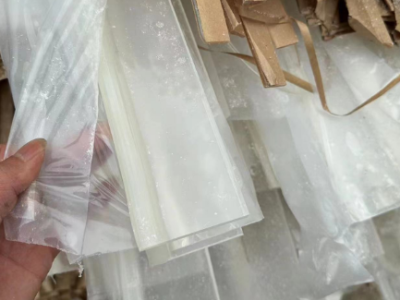 厂里每个月一两百吨亚克力边角料处理