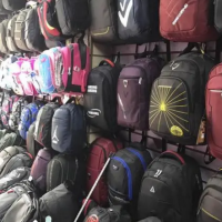 金华库存箱包回收多少钱一吨-浙江库存服装面料回收公司