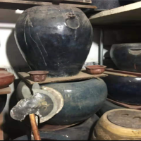 老缸收购公司  清代瓷器缸，老画缸  老烤火缸回收价格