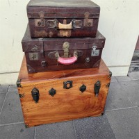 老皮箱收购多少钱一个==上海旧皮箱回收随叫随到